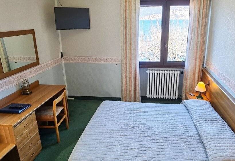 이코노미 룸, S.maria