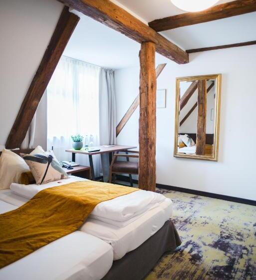 スタンダードシングルルーム, Zirbelstube