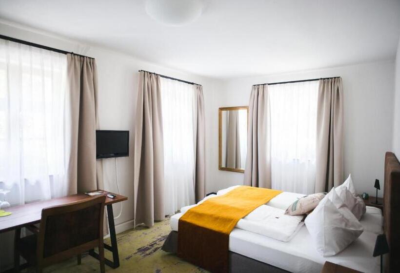 スタンダードルーム, Zirbelstube