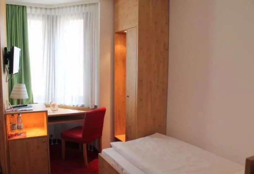 Standard Single Room, Steichele Hotel & Weinrestaurant