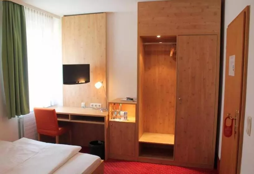 Standard Single Room, Steichele Hotel & Weinrestaurant
