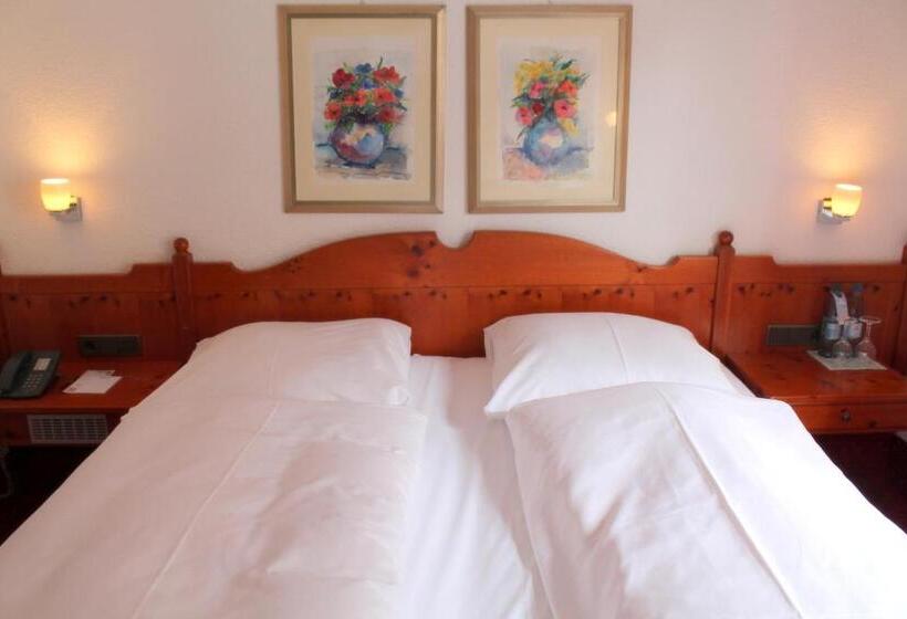Standard Room, Steichele Hotel & Weinrestaurant