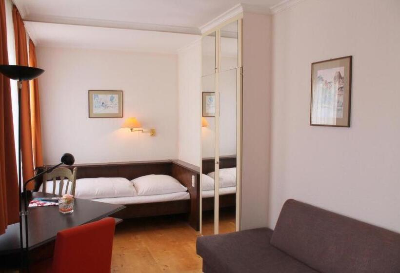 غرفة قياسية, Steichele Hotel & Weinrestaurant