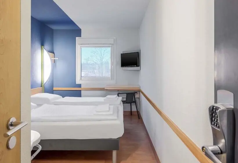 اتاق استاندارد, B&b Hotel Erlangen Tennenlohe