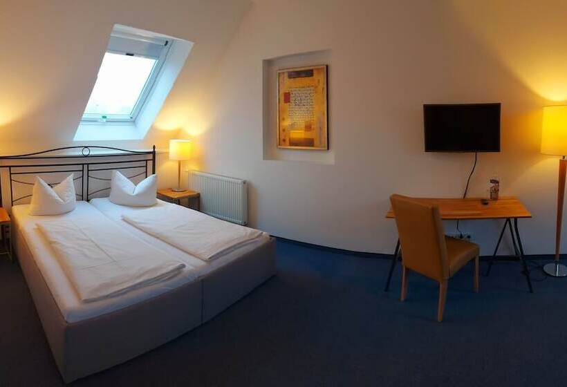 Номер Комфорт, Pension Marlis