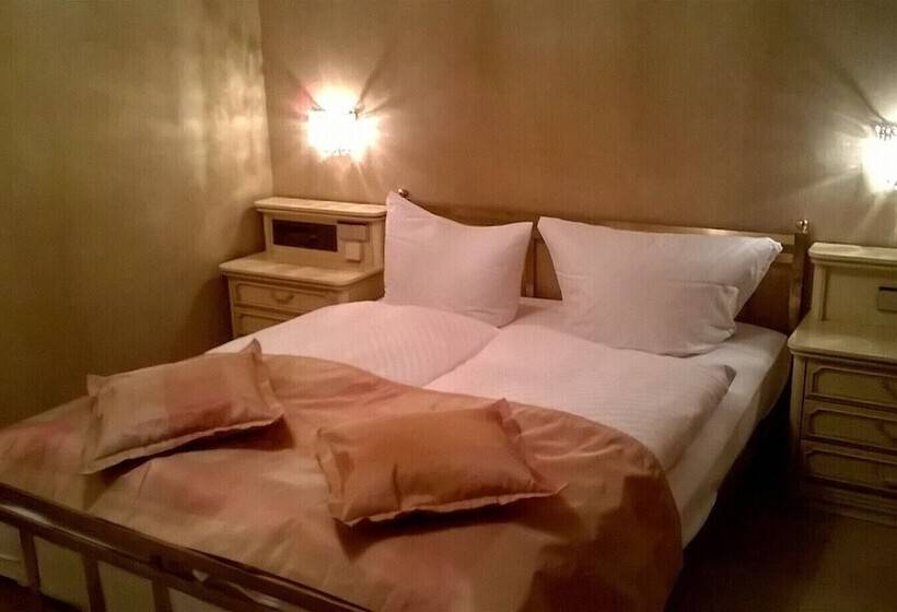 스탠다드 룸, Alte Post