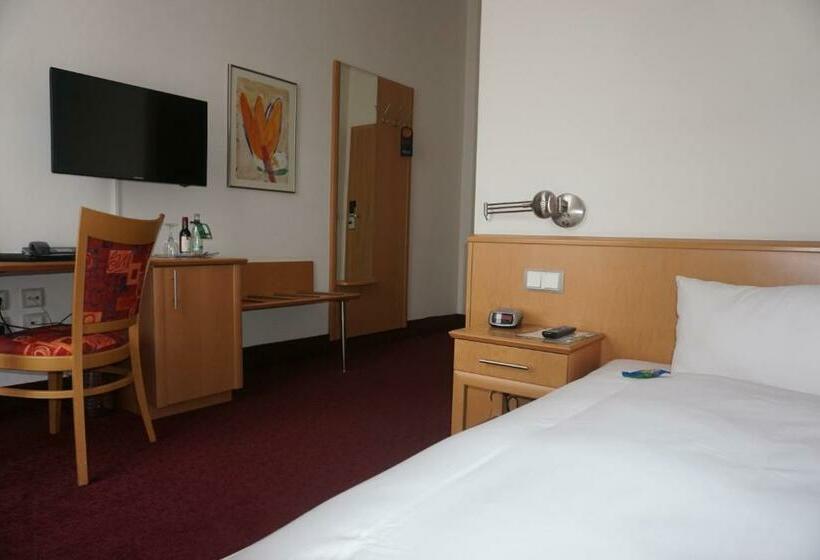 标准单人间, Am Schloss Aurich