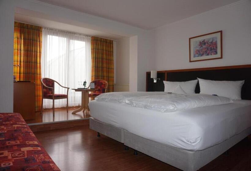 标准间, Am Schloss Aurich