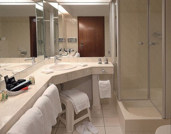 标准间, Am Schloss Aurich