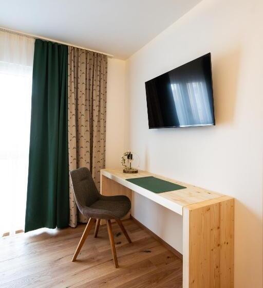 스탠다드 룸, Der Postwirt