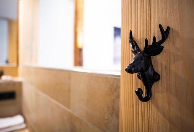 스탠다드 룸, Der Postwirt