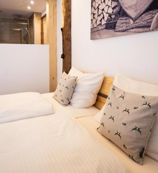 4인용 스탠다드 룸, Der Postwirt