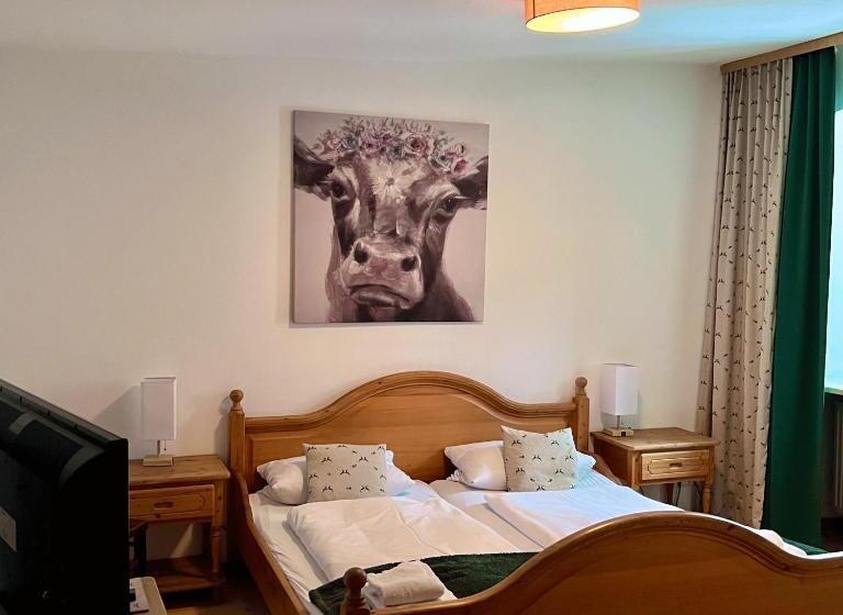 스탠다드 룸, Der Postwirt