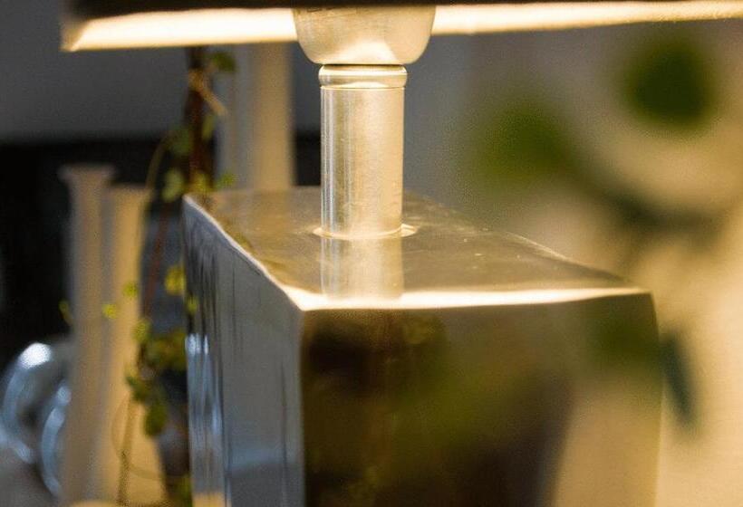 스탠다드 트리플 룸, Hilgers