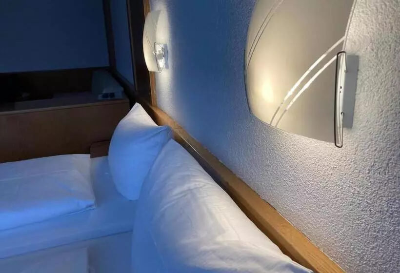 スタンダードルーム, Jägerhaus In Singen Am Hohentwiel