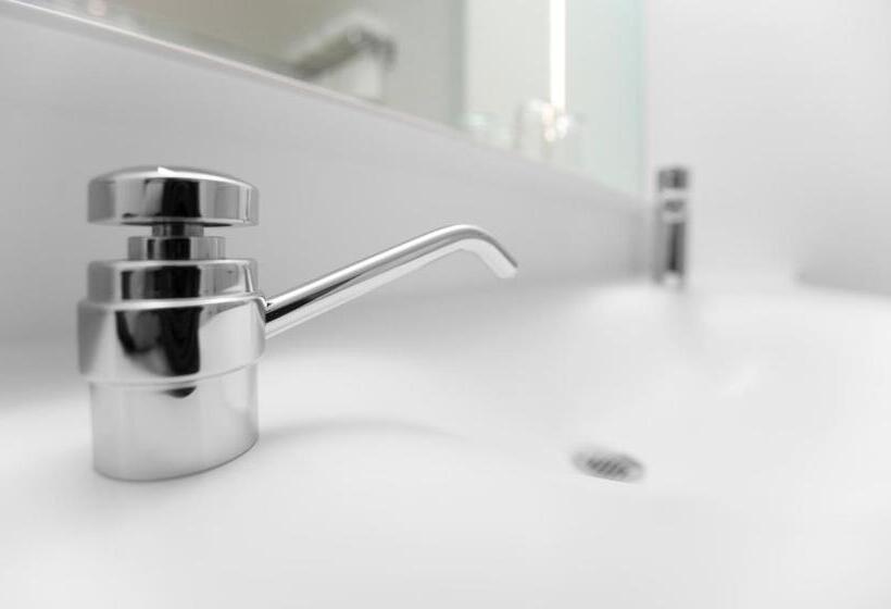 标准工作室, Kress