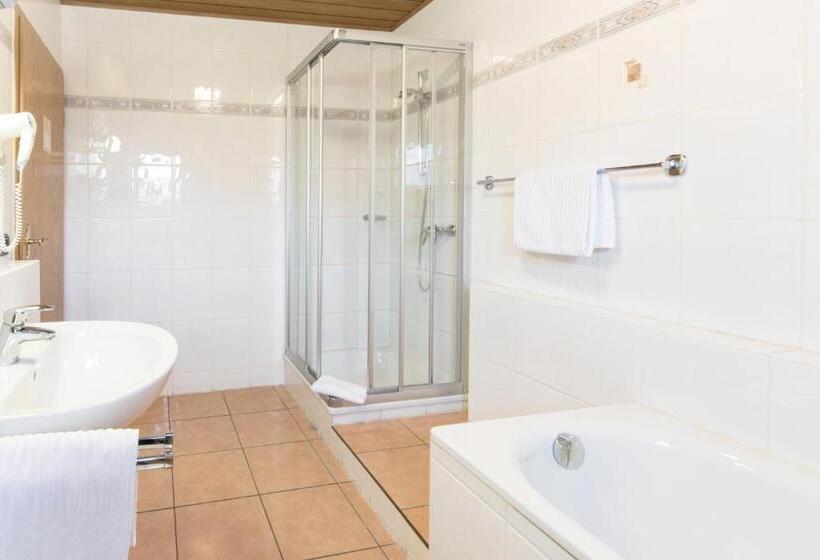 스탠다드 룸, Palko