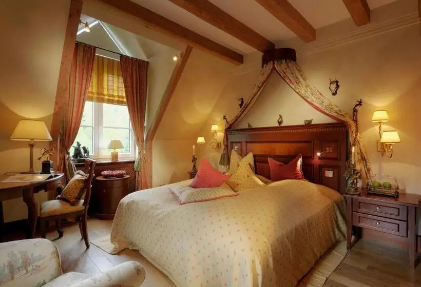 シングルデラックスルーム, Relais & Châteaux Jagdhof Glashütte