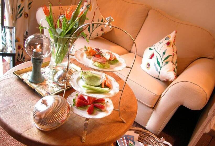 스탠다드 룸, Relais & Châteaux Jagdhof Glashütte