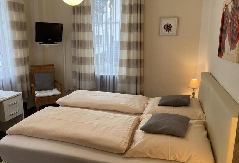 חדר סטנדרט, Restaurant Zumbusch