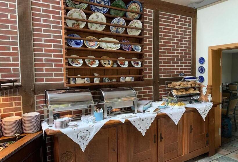 标准间, Schaeferhof