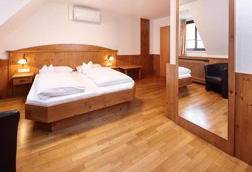 スタンダードルーム, Zu Den Drei Kronen