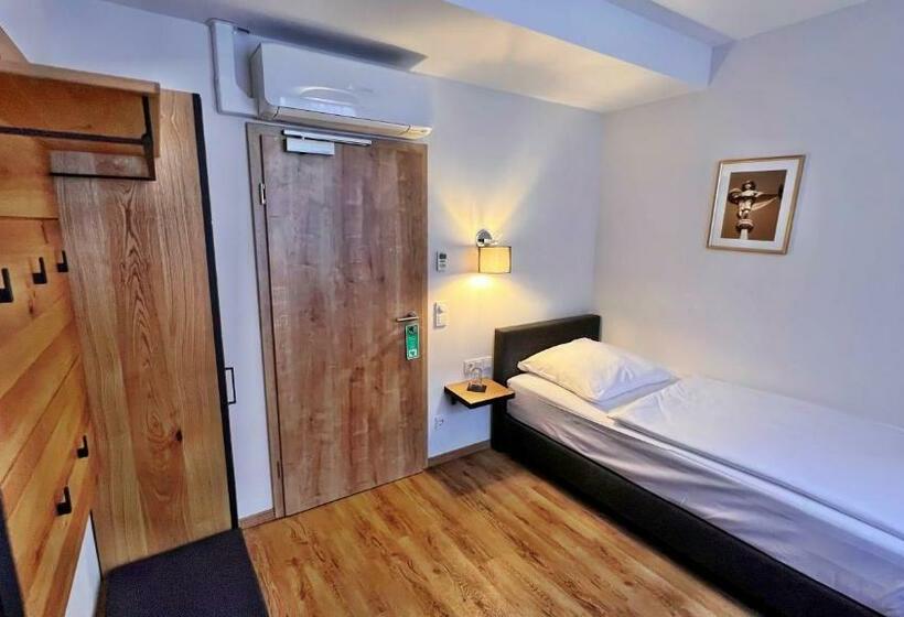 スタンダードシングルルーム, Zu Den Drei Kronen