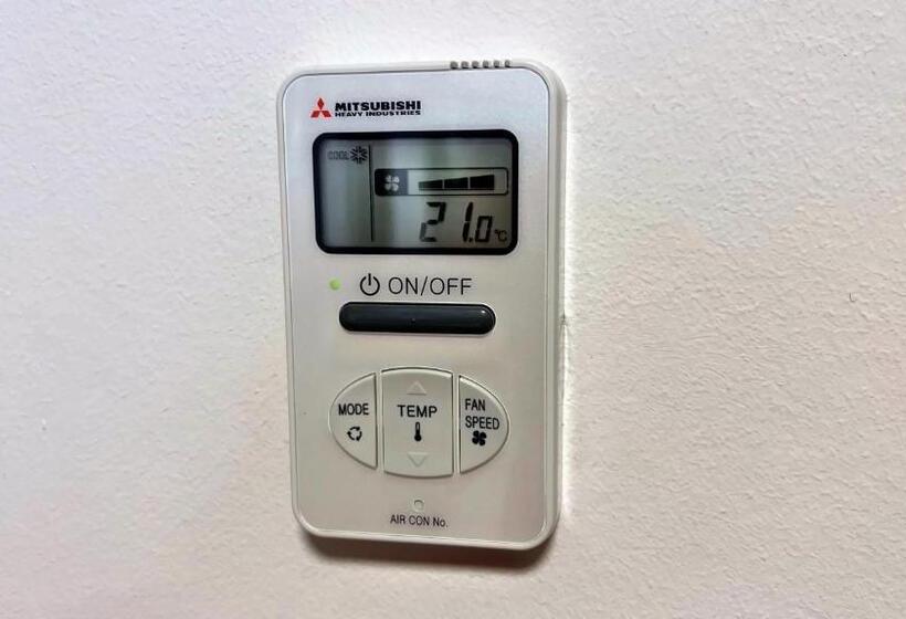 スタンダードルーム, Zu Den Drei Kronen