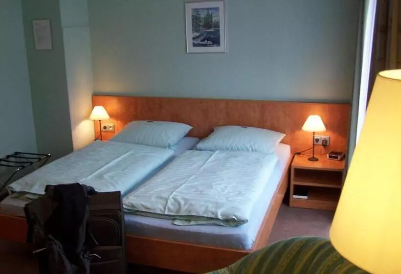 スタンダードトリプルルーム, Mein Vierjahreszeiten Hotel Garni Superior