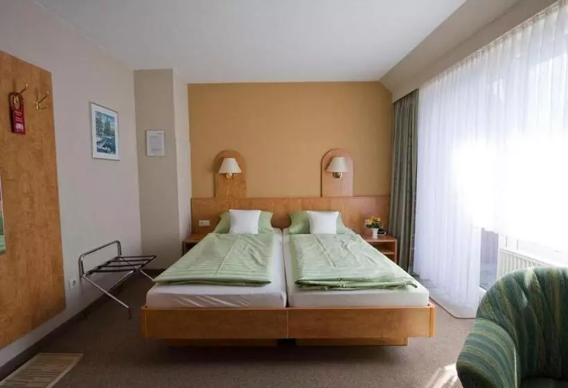 スタンダードトリプルルーム, Mein Vierjahreszeiten Hotel Garni Superior