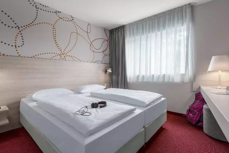 اتاق استاندارد یک نفره, Serways Hotel Weiskirchen Nord