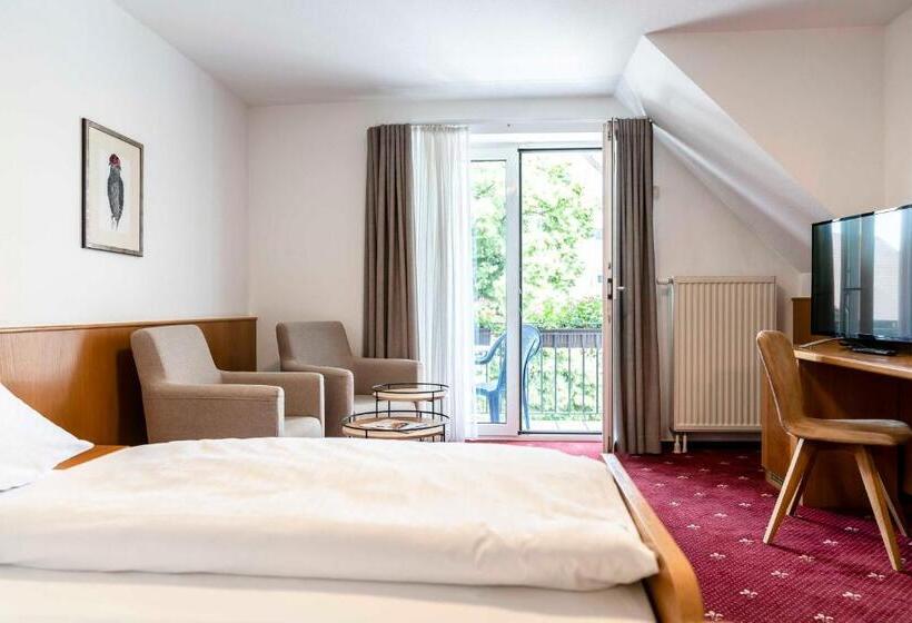 Quarto Estandar, & Gasthaus Löwen