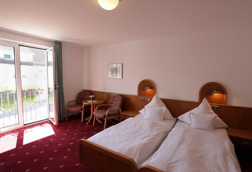 Quarto Estandar, & Gasthaus Löwen