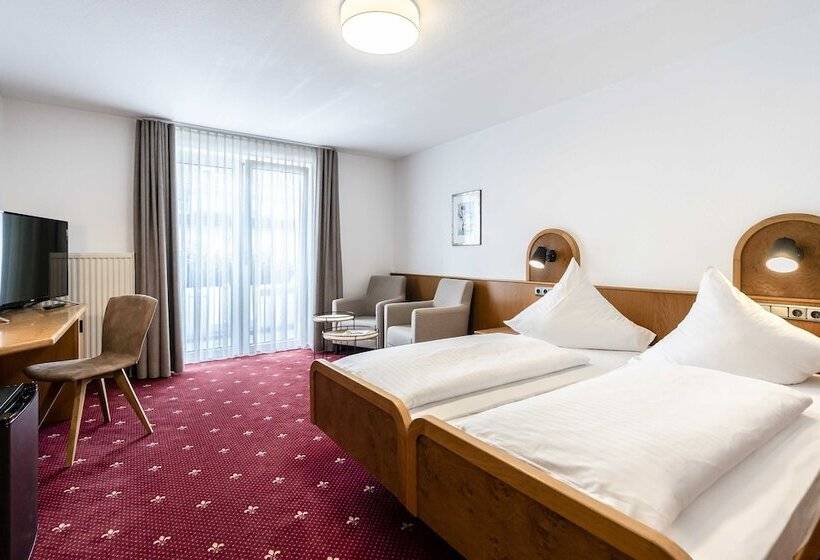 Quarto Estandar, & Gasthaus Löwen