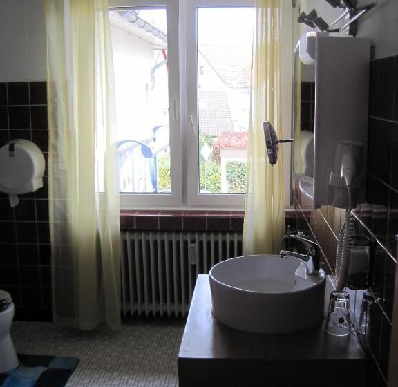 스탠다드 트리플 룸, Gasthaus Rogge