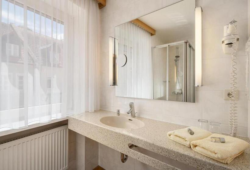 Номер Комфорт, Zur Post