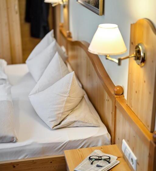 Номер Комфорт, Zur Post