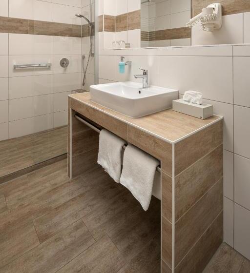 Номер Стандарт, Zur Post