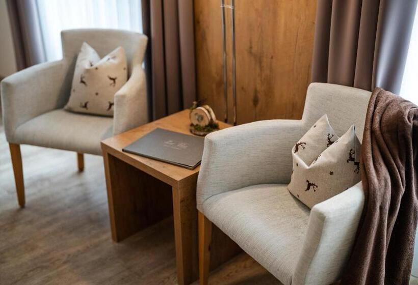 Номер Стандарт, Zur Post