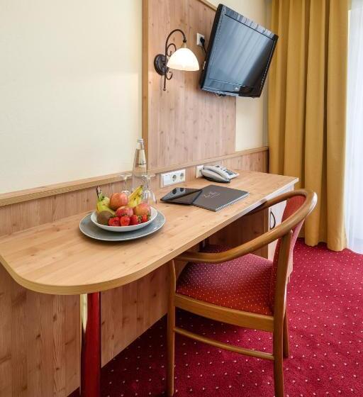 Номер Стандарт Индивидуальный, Zur Post