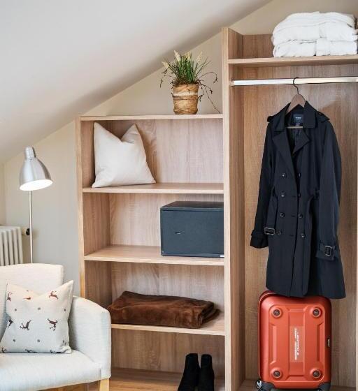 Семейный Номер, Zur Post