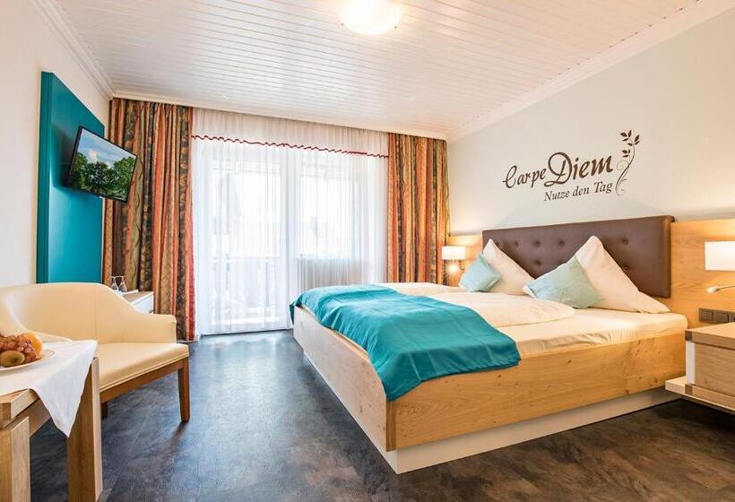 Номер Deluxe с Балконом, Gräfliches Hotel Alte Post