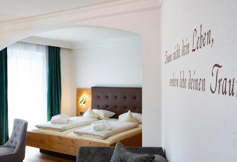 Люкс с Балконом, Gräfliches Hotel Alte Post
