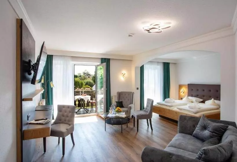 سوئیت با بالکن, Gräfliches Hotel Alte Post