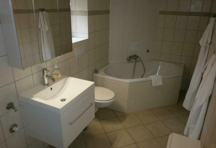 דירת קומפורט חדר שינה 1, Alte Waldmãƒæ’ã‚â¼hle