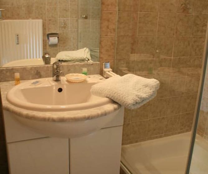 スタンダードトリプルルーム, Altes Zollhaus