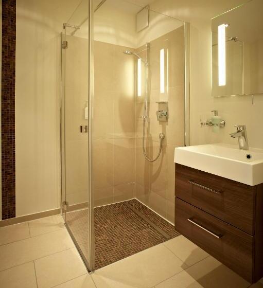 クラシックルーム, Am Helmwartsturm