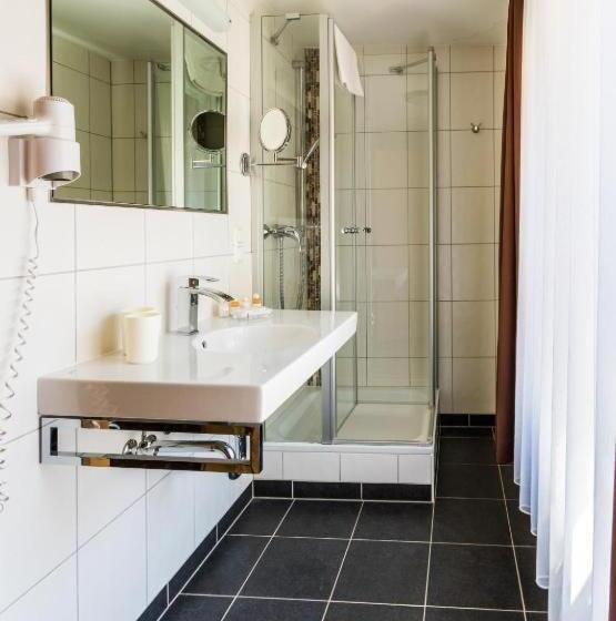 스탠다드 룸 강 전망, Beim Weinbauer