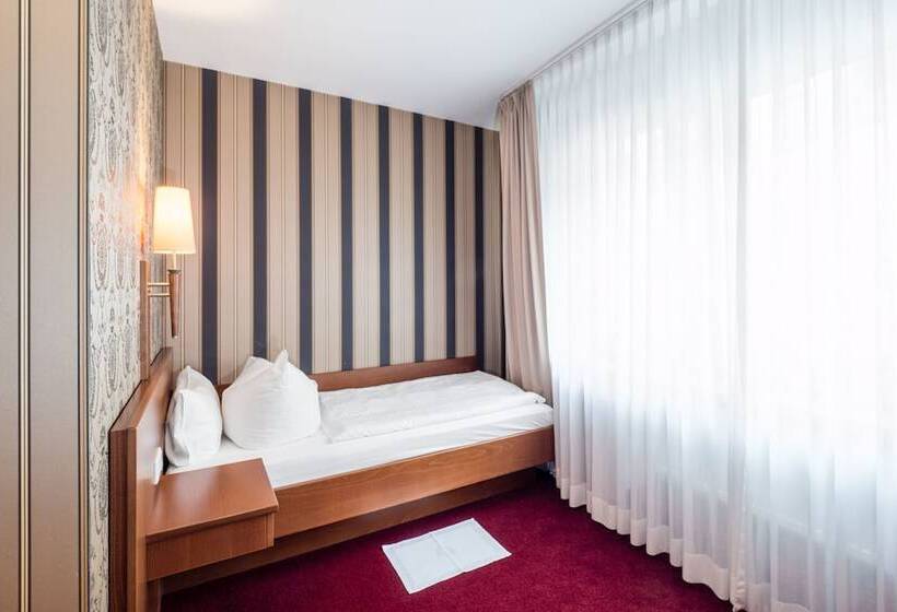 غرفة قياسية فردية, Deutsches Haus