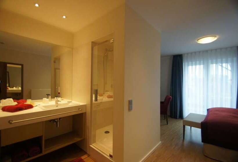 غرفة كومفورت, Deutsches Haus